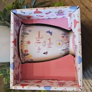Floral 'Mejor Mamá Del Mundo' Mug NWT
